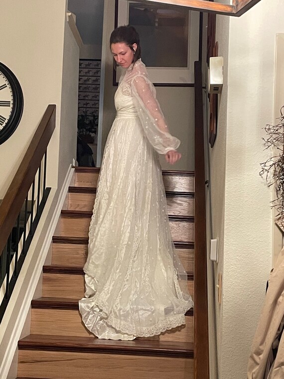 Prairie style wedding dress cheap