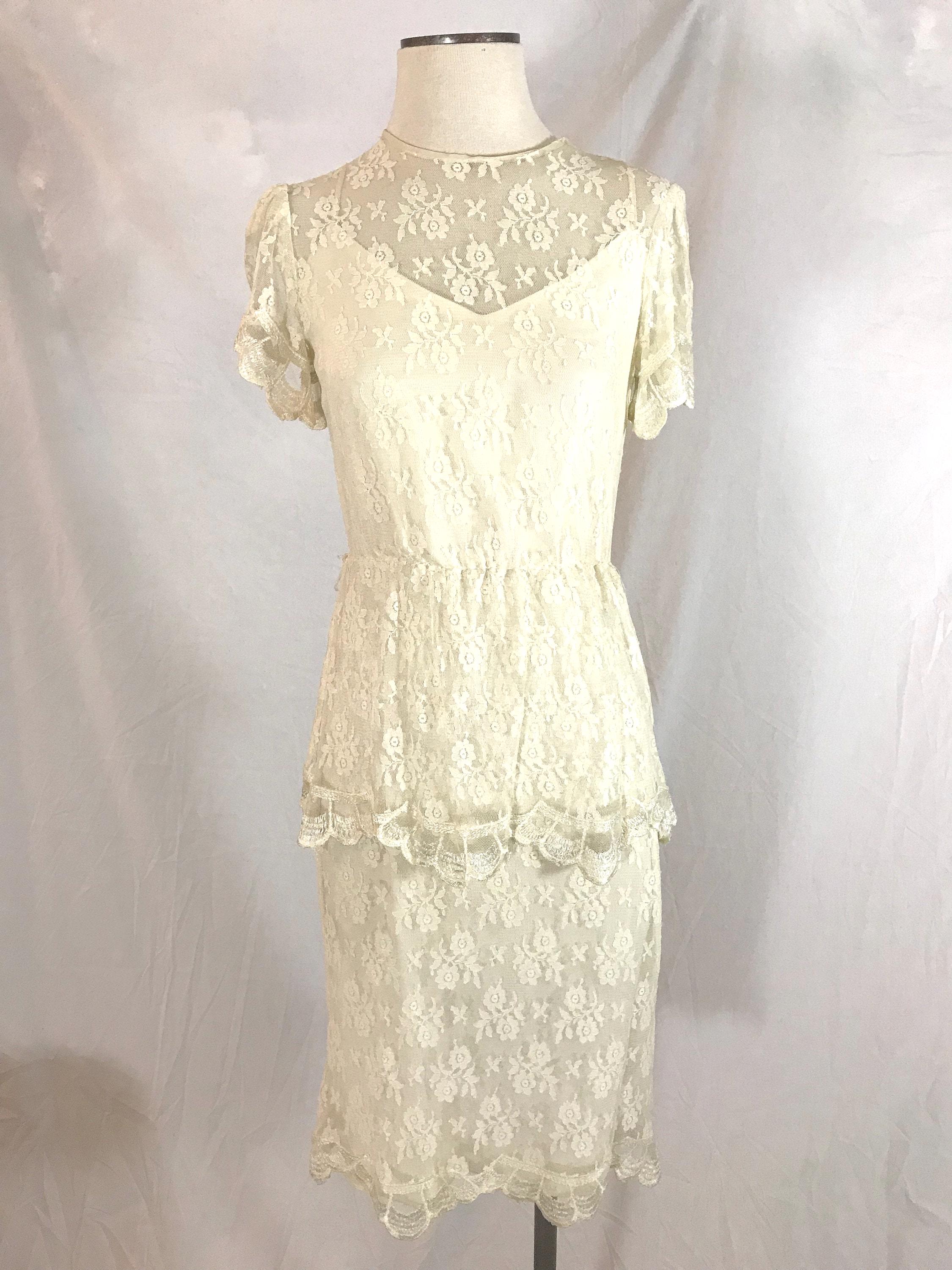 chinese dress ladies White Nomad Lace Dress With Sculpted Peplum