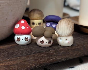 Mushroom Desk Pet, Handmade Clay Desk Accessories, Kawaii Plants & Animals, Cute Polymer Clay Figurine.