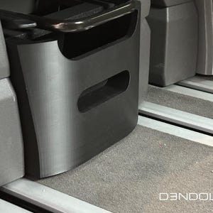 T7 Rücksitz-Schublade - Schaffe zusätzlichen Stauraum unter den Rücksitzen deines T7 Multivan oder California