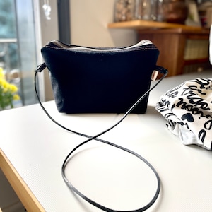 Bolsa de mezclilla negra con cremallera, bolsa de cosméticos, bolsa de viaje, bolsa de usos múltiples, regalo para viajeros, regalo para novia, regalo para esposa