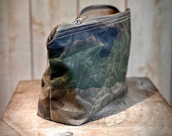 Military Canvas Zipper Pouch, Toiletry bag , Men zipper pouch, Camouflage pouch, Waxed canvas Zipper pouch,Travel pouch,Gift for dad IKABAGS