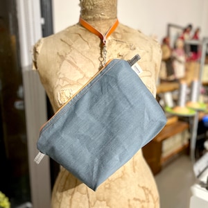 Bolso con cremallera de LUJO en color azul JEAN ORANGE, bolso de cosméticos, bolso de viaje, bolso utilitario, regalo para viajeros, regalo para novio, regalo para mejor amigo