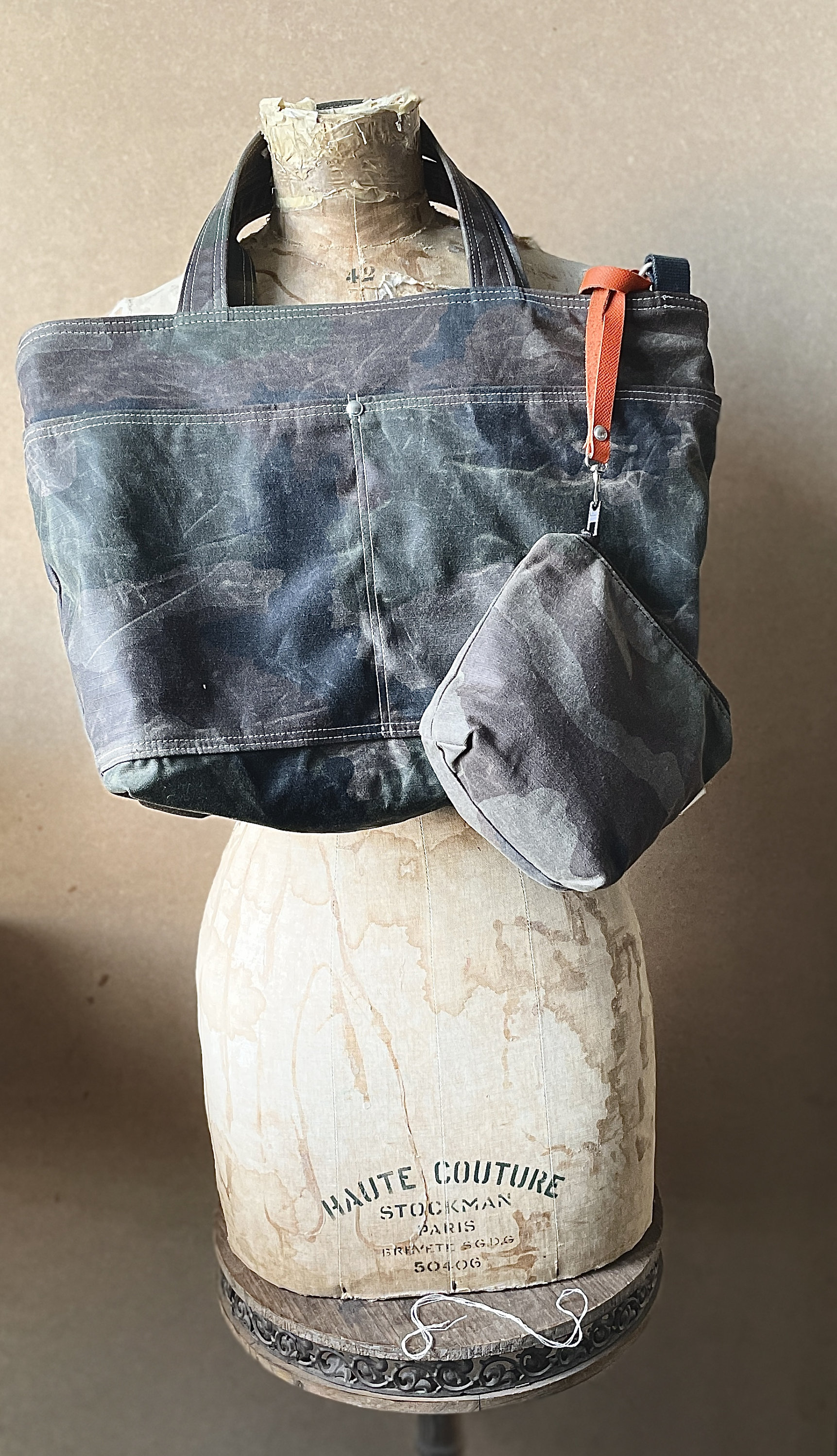 Camouflage Canvas Tote Bag, Zippered Messenger Bag