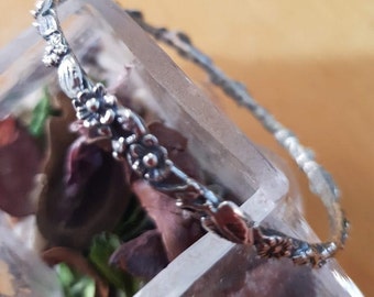 Heirloom Sterling Silver Bangle Bracelet in a Floral Motif , Bracelets for Woman, Bangle Bracelets