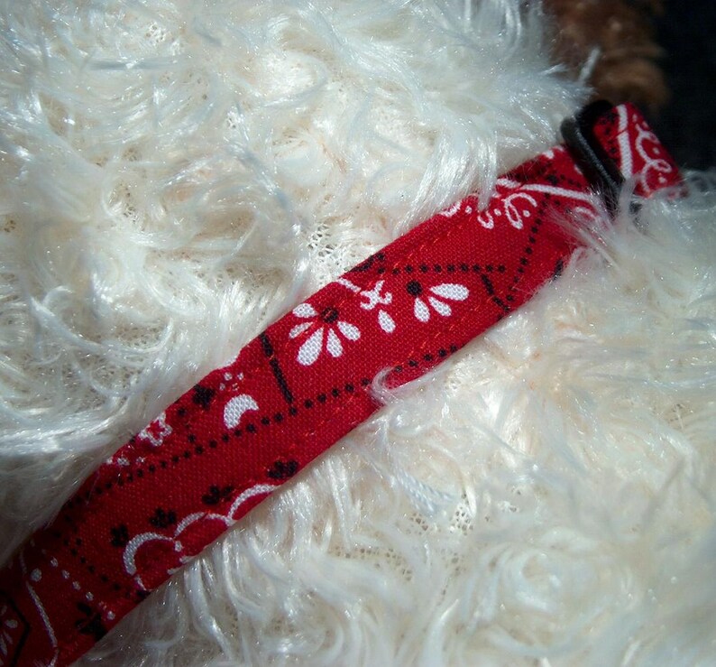 Rocking Party Adjustable Faux Leather Dog Collar With Bandana - Red, Small