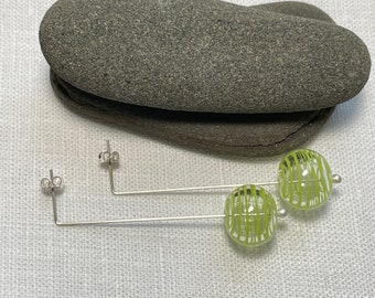 Mid Century Modern Silver and Light Green Glass Bubble Earrings/Sterling Silver and Glass Bubble Earrings//Hand Blown Glass Bead Earrings