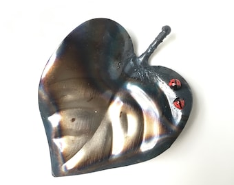 Love Bugs Heart Shaped Metal Leaf