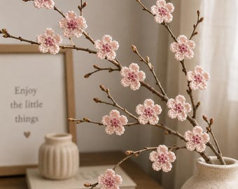 Wzór na szydełkową aplikację z kwiatem wiśni Sakura (do pobrania w formacie PDF)