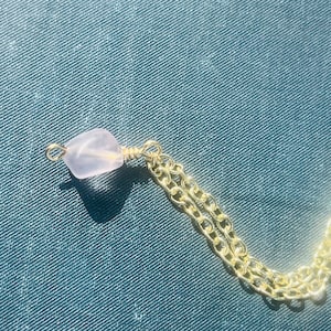 Single purple fluorite stone gold necklace image 1