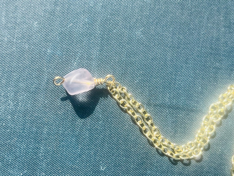 Single purple fluorite stone gold necklace image 1