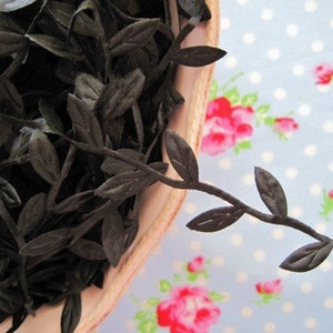 Leaf Garland Ribbon - Black Cat - 1 inch - 1 Yard