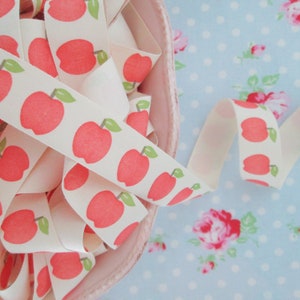 Apple Printed Ivory Canvas Ribbon - 3/4 inch - 1 Yard