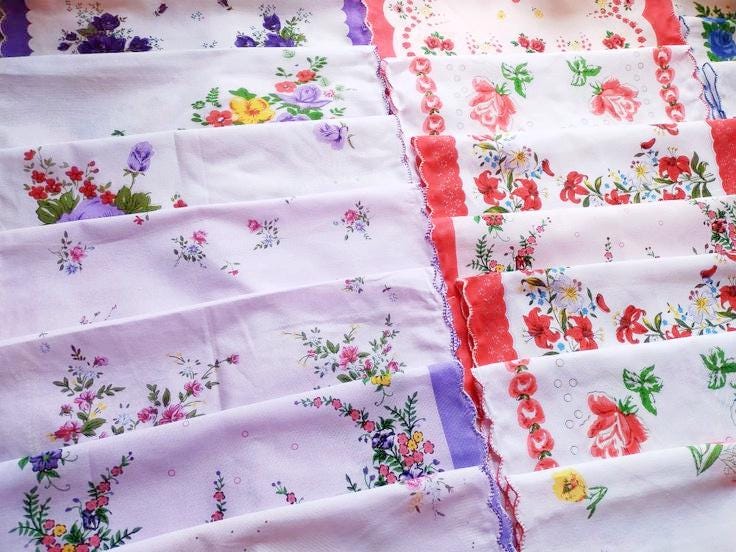 Vintage‎ Floral Corner Scalloped Edge Hanky Handkerchief Bundle Set Of 12 - 12\