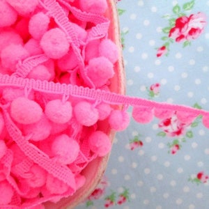 Pom Pom Trim - Hot Pink Dangling - 1/2 inch Ball Fringe - 1 Yard