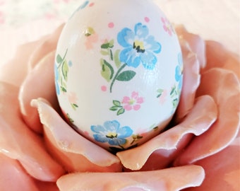 Decoupaged Wooden Easter Egg - Pink and Blue Floral - 1 Egg