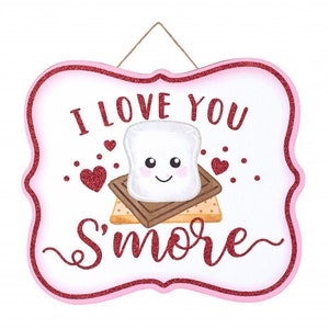 10&quot; Scalloped Wooden Sign: Love You S&#39;more Wreath Decoration