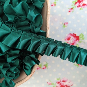 Ruffled Box Pleated Satin Ribbon/Trim Emerald Green 7/8 inch 1 Yard image 2