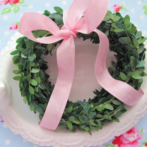 Miniature Baby Leaf Boxwood Garland - 3/4 inch - 1 Yard