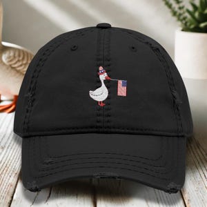 4th of July Goose Hat ,Embroidered USA Flag Dad Hat, Patriotic Distressed Baseball Cap, American Flag Hat, Independence Day Gift