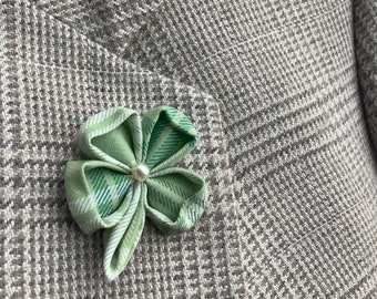 Shamrock Four Leaf Clover Lapel Pins Men Women Green Boutonniere Groomsman Gift For Men Irish Wedding Boutonniere Kanzashi Father Gift