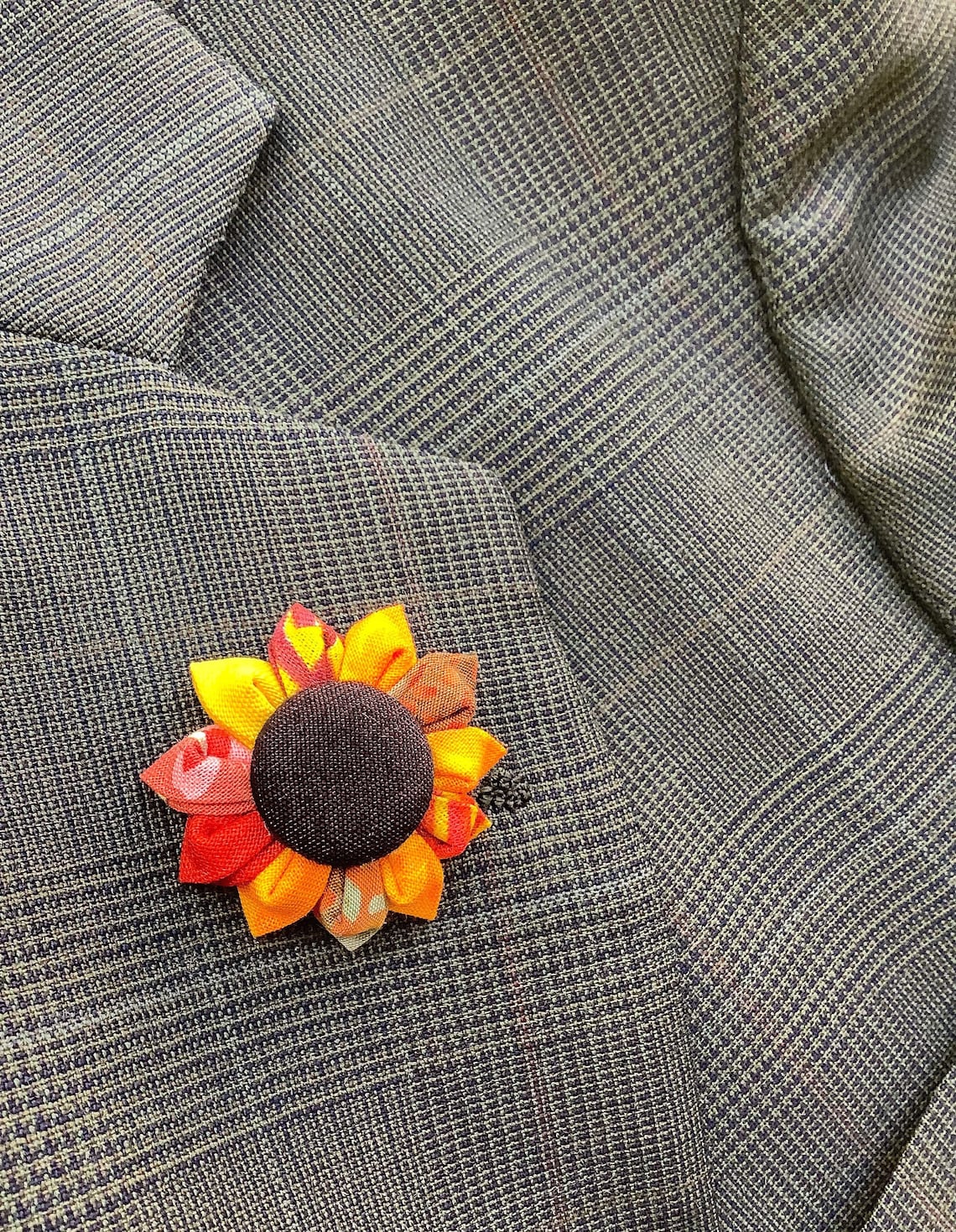 Sunflower Lapel Pins Mens Lapel Pin Flower Lapel Pin Yellow Etsy