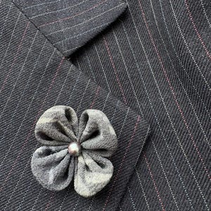 Lapel Pins Men Gray Silk Boutonniere Kanzashi Brooch Flower Buttonhole