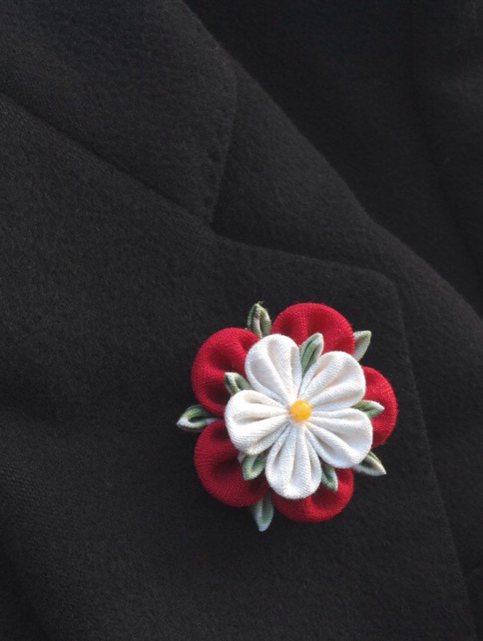 Mens Lapel Pin Flower Lapel Pin Red Lapel Flower Tudor Rose Etsy