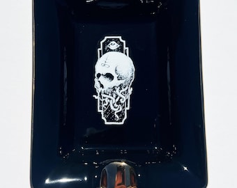 Cthulhu Skull Ashtray – Eldritch Gothic Decor, Lovecraft Inspired Tray, Occult Smoker Gift