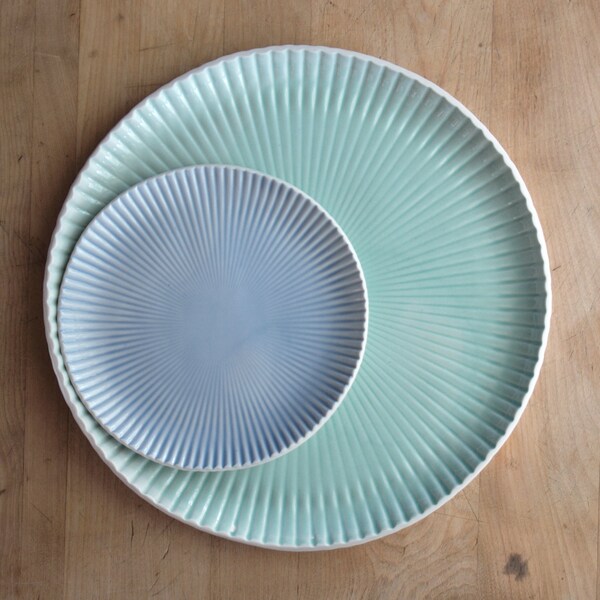 mint green platter