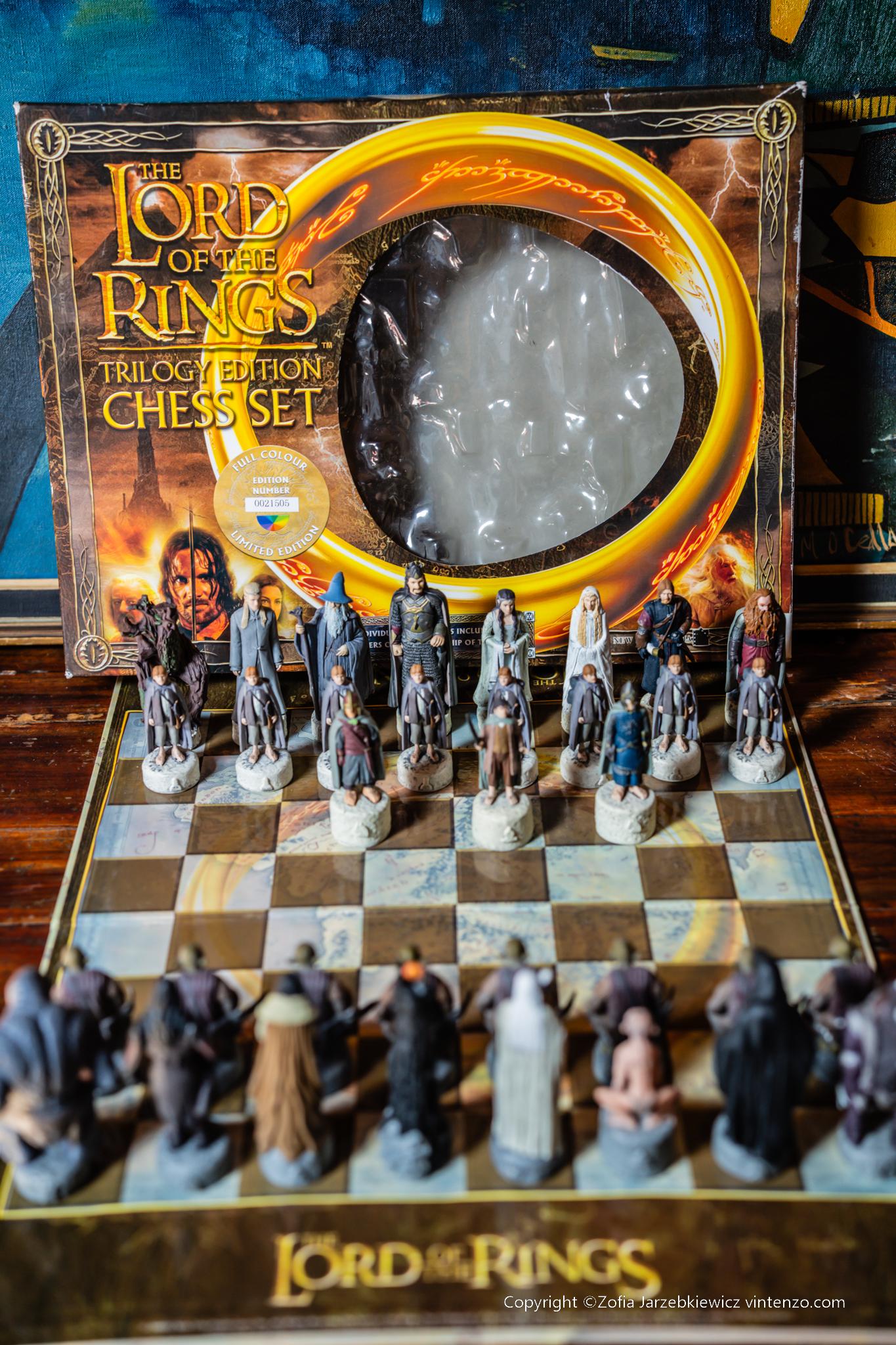 Set di scacchi della trilogia del Signore degli Anelli Italia