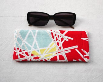 Vintage fabric glasses case, red retro fun, sunglasses pouch