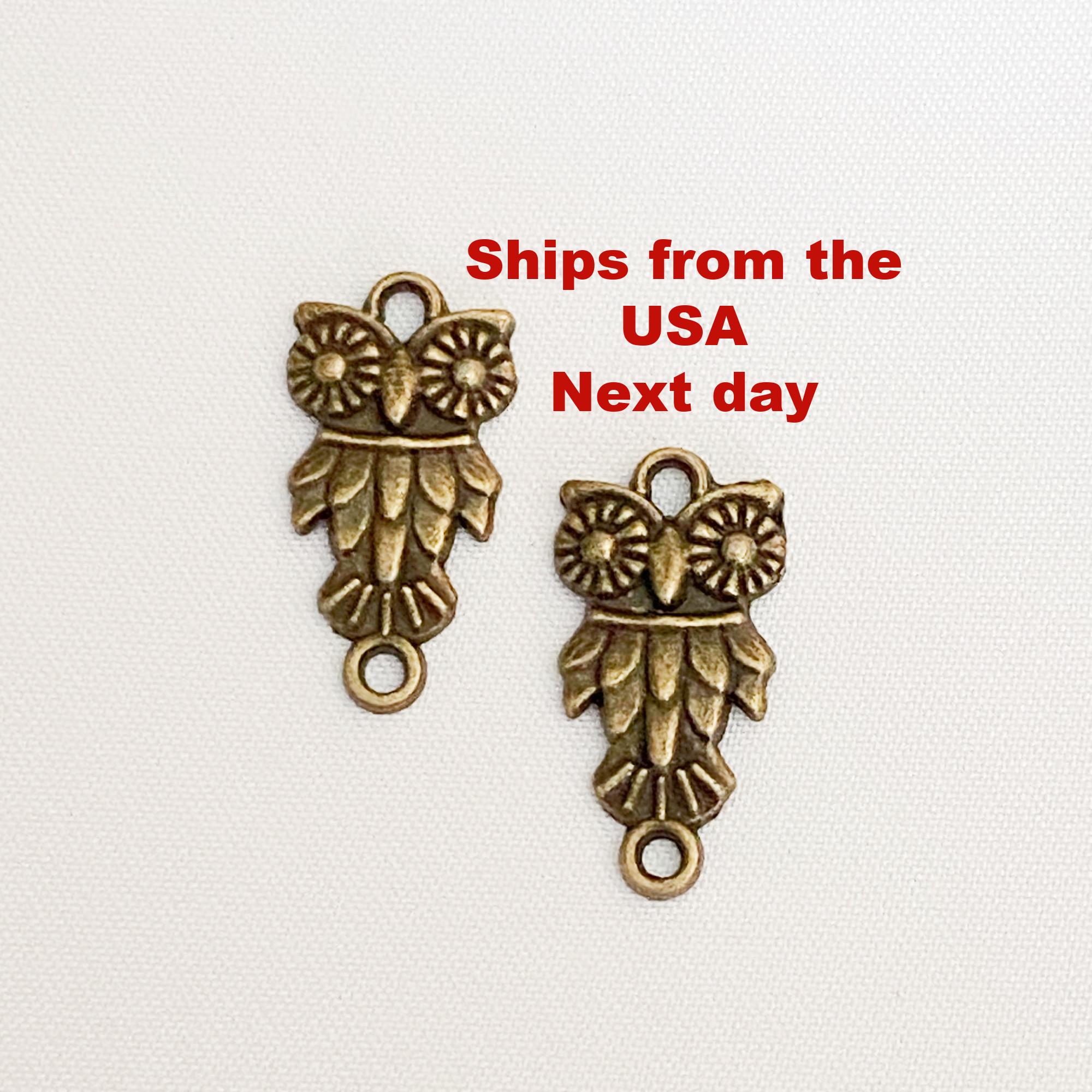 10 Bronze Owl charm connectors