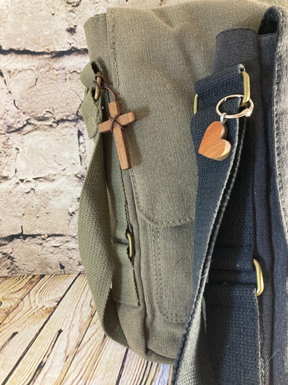 Outlander canvas messenger bag deals