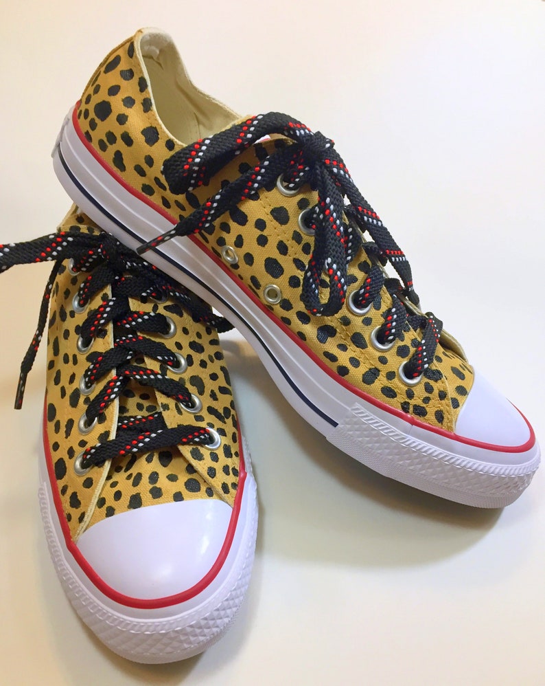 hand painted chucks