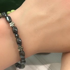 Magnetic therapy bracelet | Pain-relief | Circulation boosting | Anxiety busting | Hematite single-strand bracelet for overall wellness bild 4