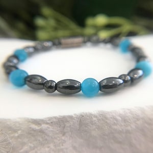 Pain-relieving therapy bracelet | turquoise blue cat&#39;s eye + magnetic hematite | single-strand bracelet for overall wellness