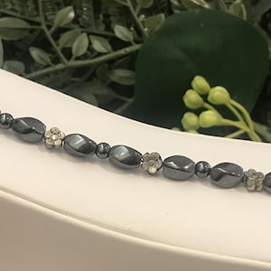 Magnetic therapy bracelet | Pain-relief | Circulation boosting | Anxiety busting | Hematite single-strand bracelet for overall wellness bild 3