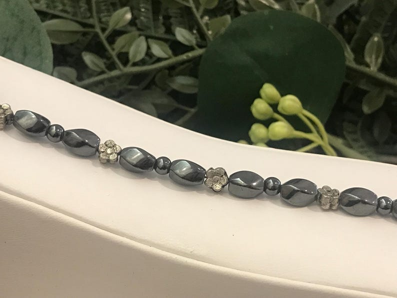 Magnetic therapy bracelet | Pain-relief | Circulation boosting | Anxiety busting | Hematite single-strand bracelet for overall wellness bild 3