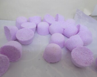 Concord Grape Bath Bombs, bath bombs, gift for mom. bath soak, bath fizzy balls, Epsom salts, dry skin bath fizz, gift for teen, magnesium