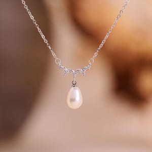 Natural Freshwater Pearl Necklace, Bridal Jewelry, Sterling Silver Freshwater Pearl Diamond Necklace, Bridesmaid Gift, Daily Pearl Necklace
