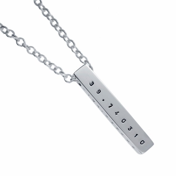 Happening præcedens forbruger Silver Coordinate Bar Pendant Necklace Engraved GPS - Etsy