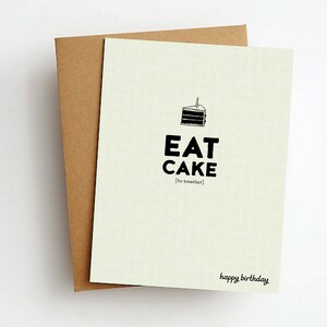 carte d’anniversaire « manger un gâteau »