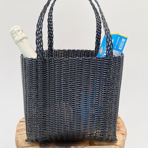black reusable waterproof handbag tote, handmade in el salvador
