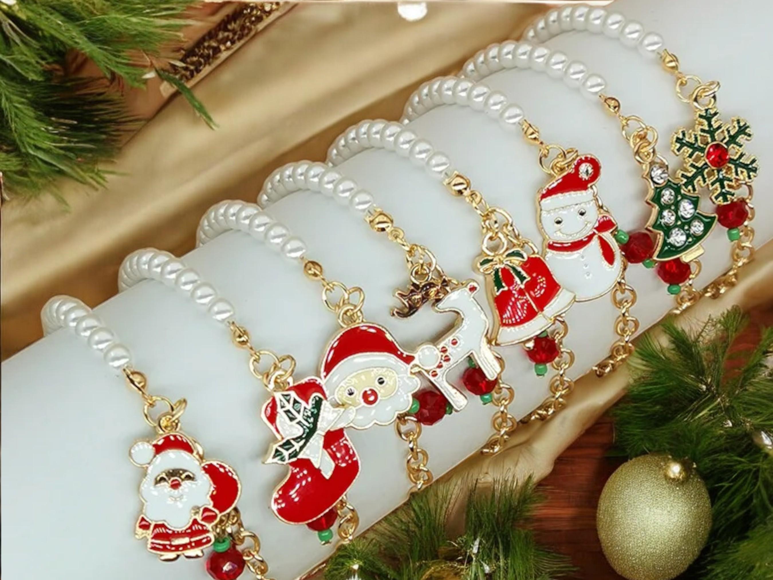 Christmas Earring Charms 2300PCS+ Christmas Beads Charms For Jewelry Making, Enamel Wreath Elk Snowman Snowflake Charms, Red Green Christmas Clay Beads, Assorted Rhinestone Holiday Charms Christmas Earring Charms 2300PCS+ Christmas Beads Charms For Jewelry Making, Enamel Wreath Elk Snowman Snowflake Charms, Red Green Christmas Clay Beads, Assorted Rhinestone Holiday Charms