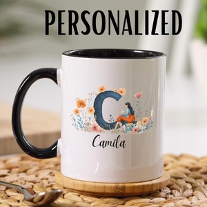 Taza de café personalizada con nombre colorido y diseño de letra C, taza de cerámica personalizable para calentar té, lindo regalo de cumpleaños personalizado para el día de la madre