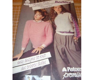 Vintage FASHION FINDS Patterns booklet Patons Beehive 457 Women Knit Sweater Cardigan Pullover Jumper Vest Slipover Casual Lacy Quick & Easy