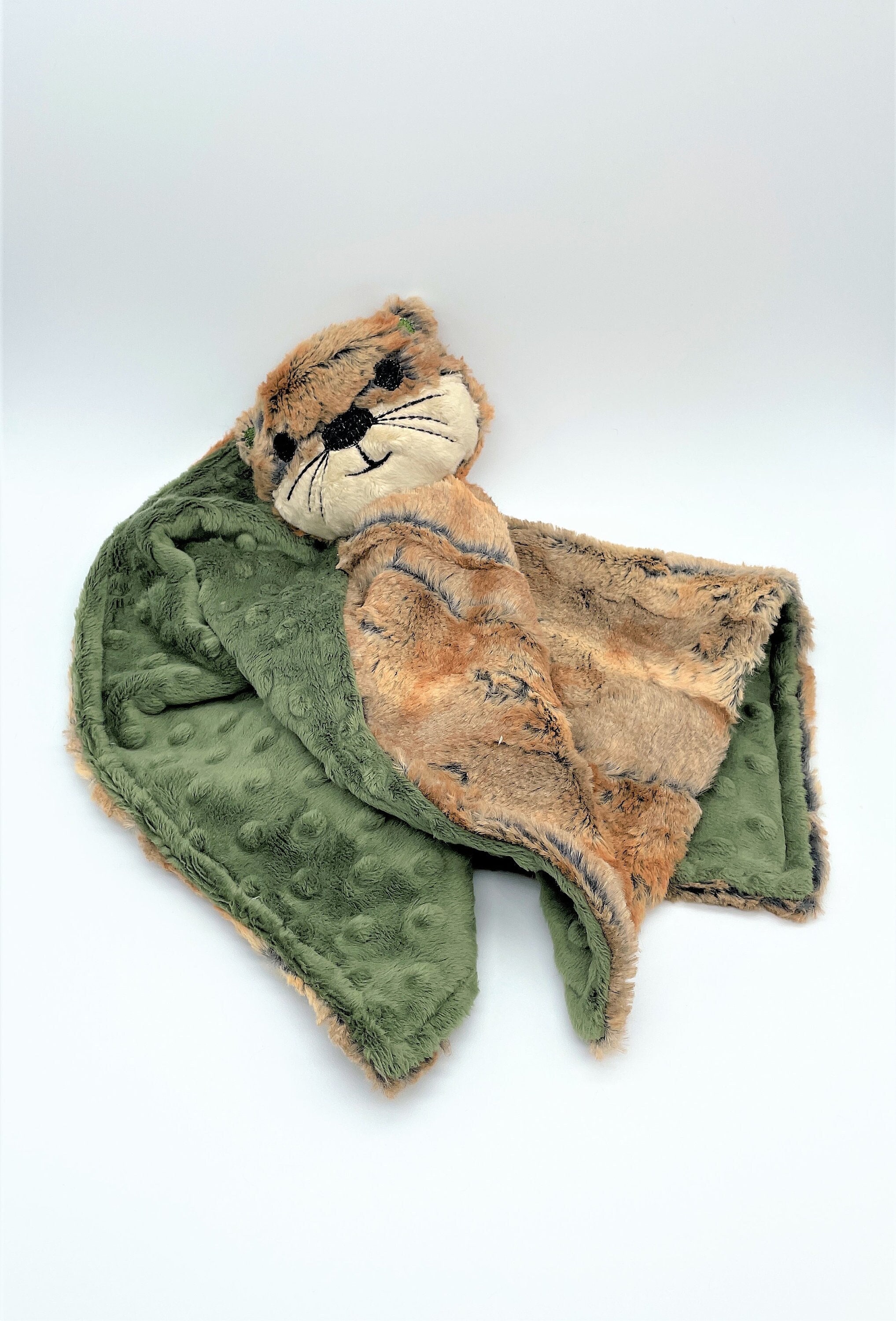 Darling Little Otter Lovey Gift, Unique and Ultra Soft Baby Gift, Sweet Personalized Baby Gift, Perfect Baby Shower Gift, Plush Otter toy,