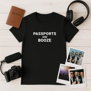 Paspoort- en drankshirt voor mannen – vet vrijgezellenfeest T-shirt, grappig cadeau voor hem, reis-T-shirt, grafisch shirt met ronde hals, trendy T-shirt