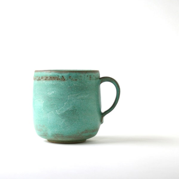 Green Pottery Mug - Hand-Detailed Rim - Stoneware Clay